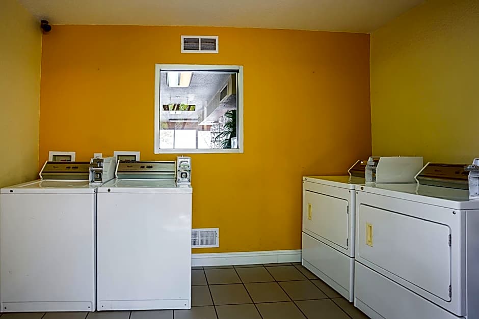 Motel 6-Holbrook, AZ