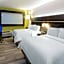 Holiday Inn Express Anaheim West By IHG