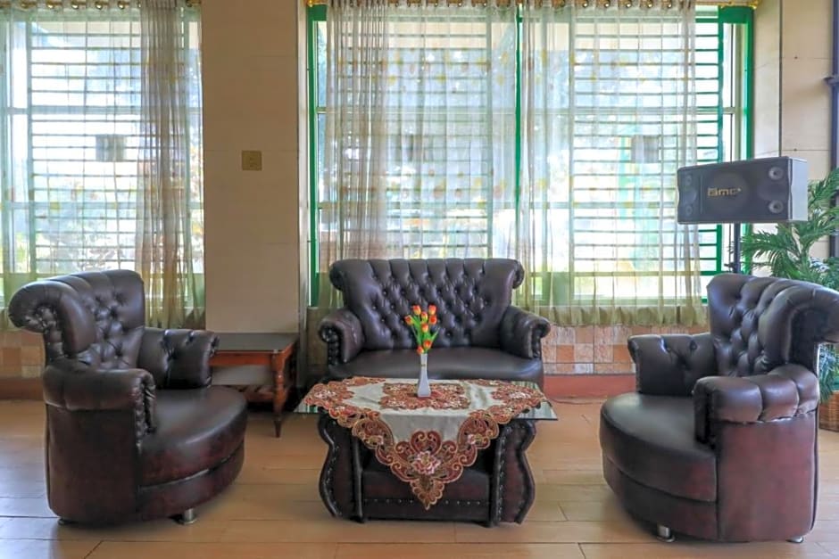 Hotel Prisma by ZUZU