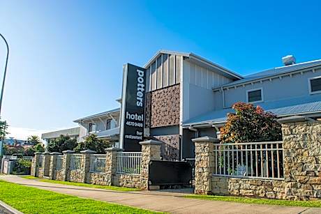 Potters Toowoomba Hotel