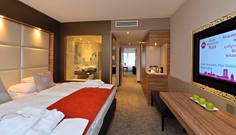 Luxury 1 Double Bed Suite