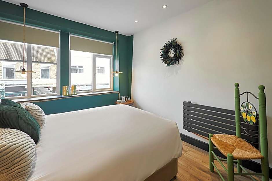 The Believe Boutique (Believe Bar & Bedrooms)