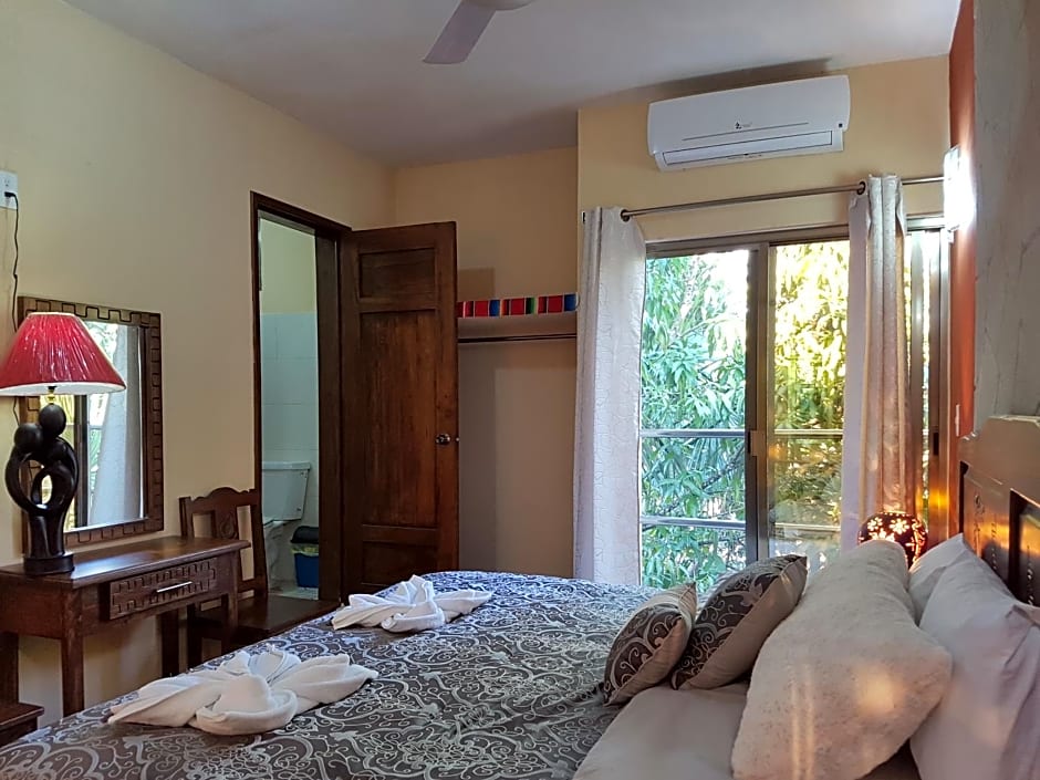 Hotel Mayahau Coba