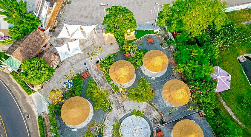 Bangsaen Villa Hotel