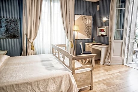 Junior Suite with Terrace