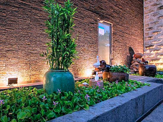 Bonilyi Hotel (Ningbo Beilun Yintai City )
