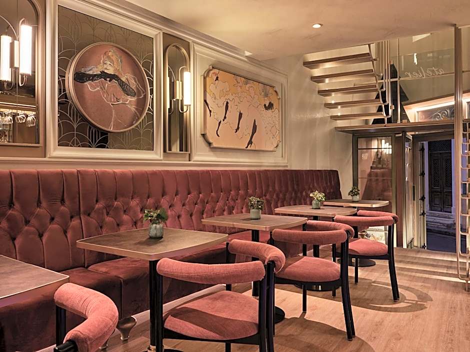 Domus Blanc Boutique Hotel