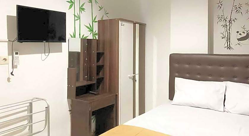 SAS Guest House Mitra RedDoorz @ Darmo Park 2 Surabaya