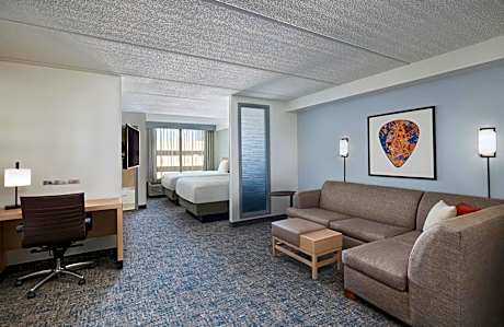 Double Room with Two Double Beds and Sofa bed - High Floor