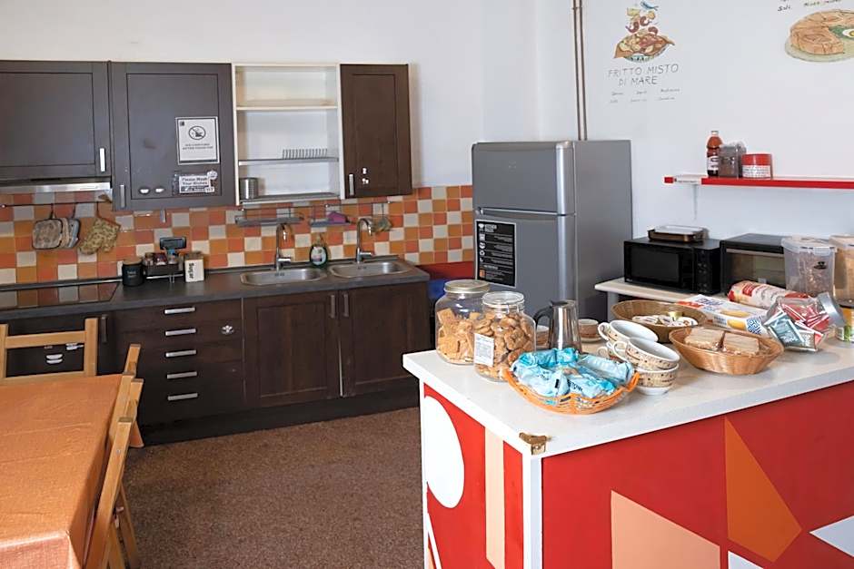 Manena Hostel Genova