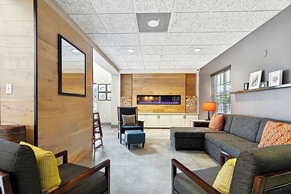 Country Inn & Suites by Radisson, Covington, LA