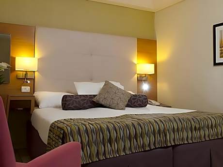 Superior Room (2 Adults + 2 Children)