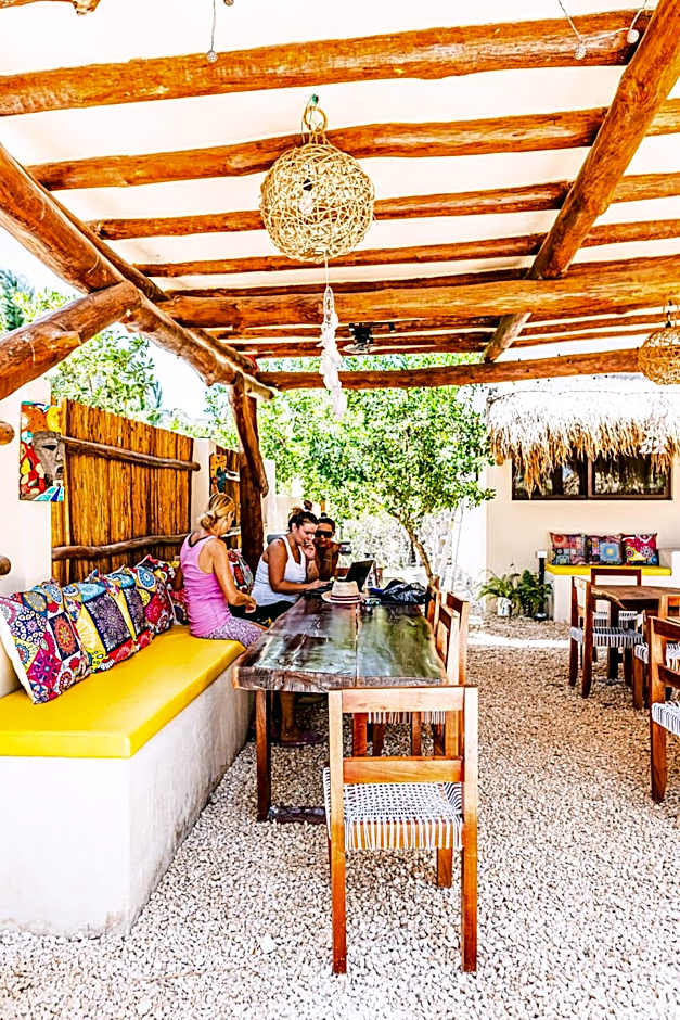 Atenea Holbox