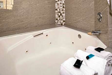 Double Room with Spa Bath