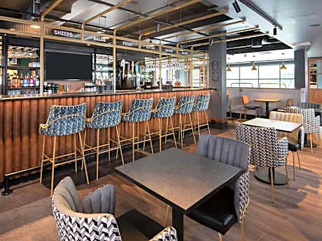 ibis Styles London Gatwick Airport