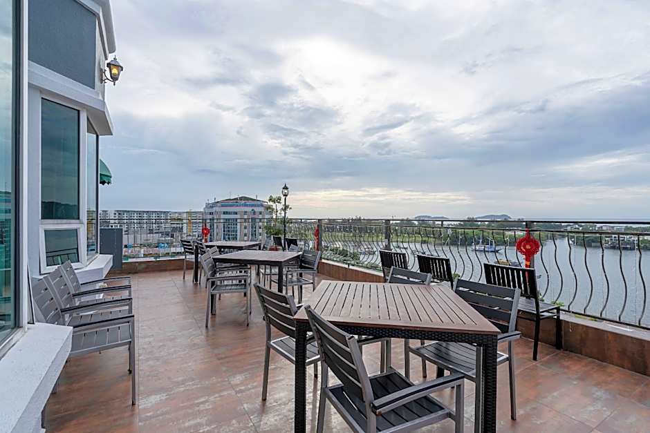 Promenade Hotel Kota Kinabalu