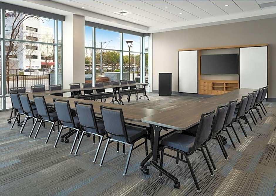 Hyatt House San Jose Airport