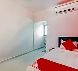 Super Hotel O By OYO Maruthi Gandhi Park