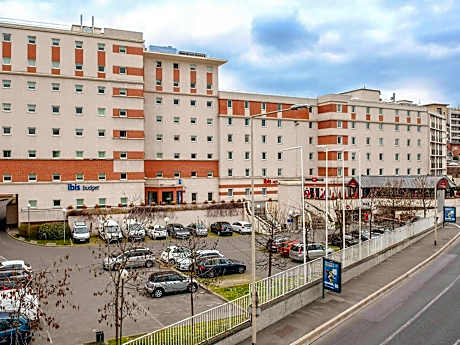 ibis Paris La Defense Courbevoie