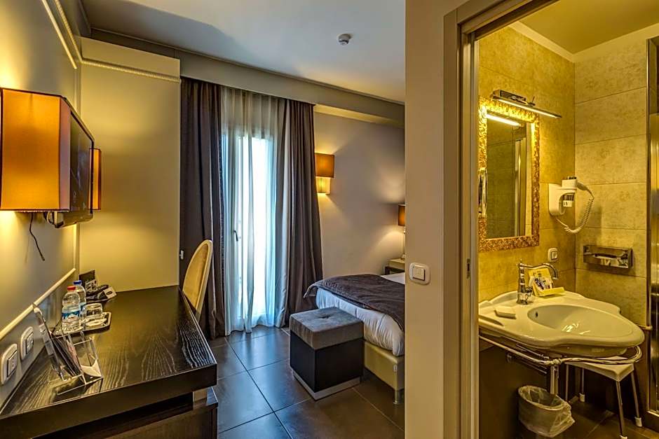 Best Western Plus Hotel Perla Del Porto