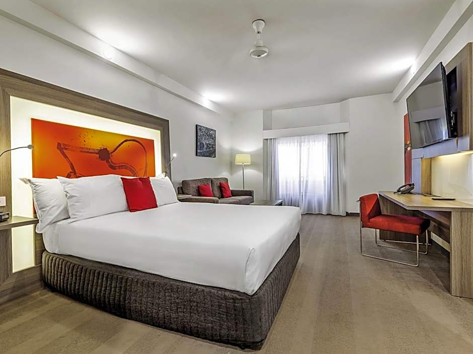 Novotel Darwin CBD
