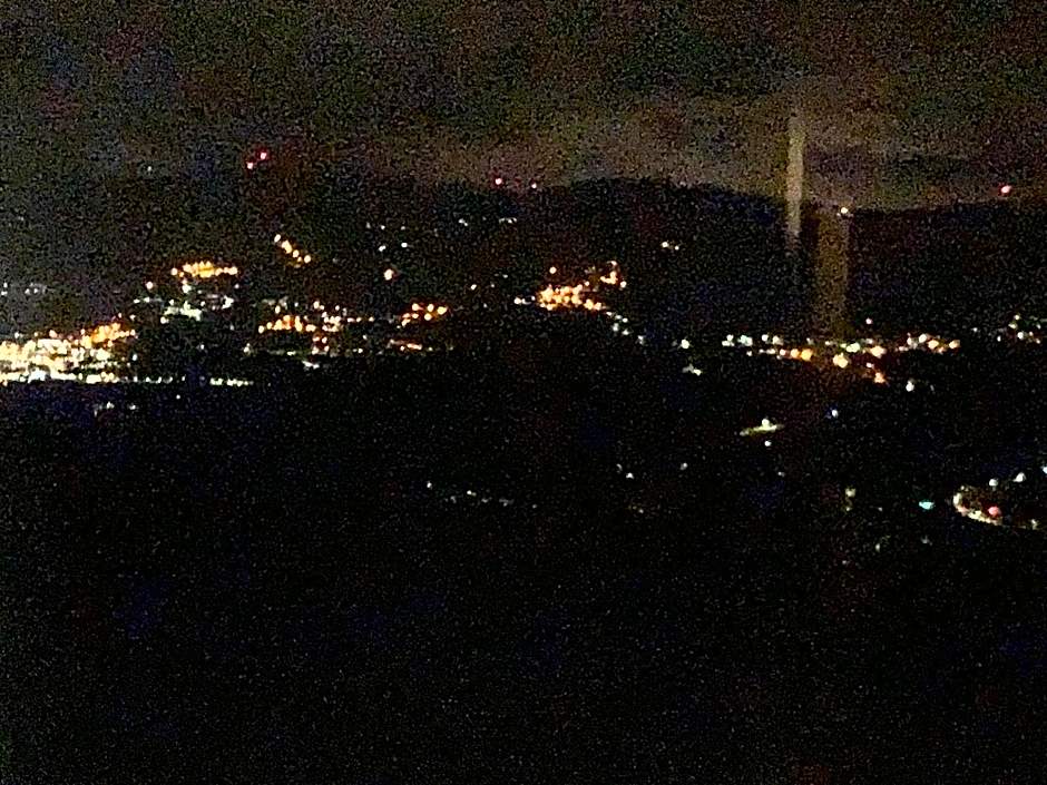 Mountain Log Cabin O Lobo