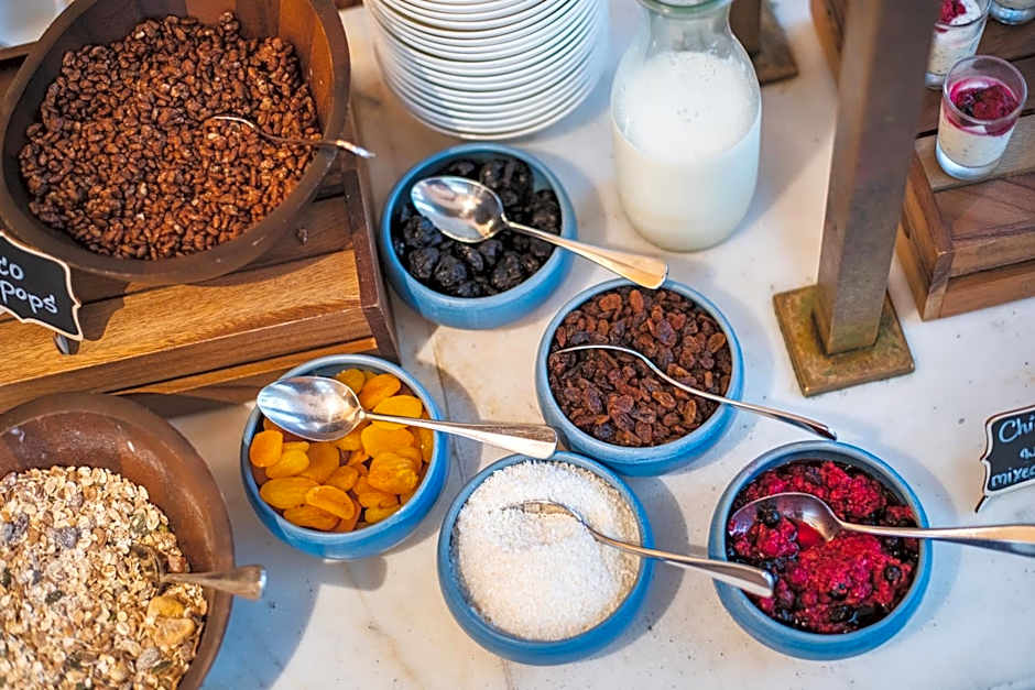 Richmond Harbour Hotel & Spa