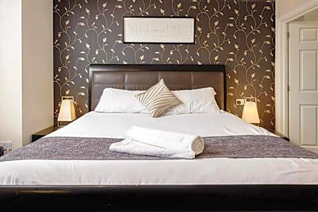 Suite with Spa Bath