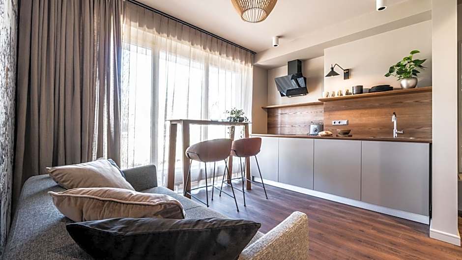 Tamara Suites & Apartments