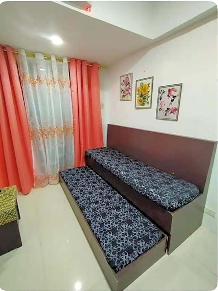 Condominium EC Accommodation
