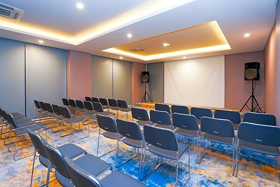 The Life Styles Hotel Surabaya