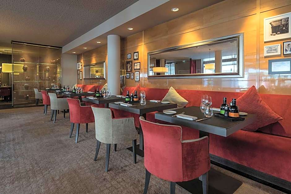 Hilton Geneva Hotel and Conference Centre