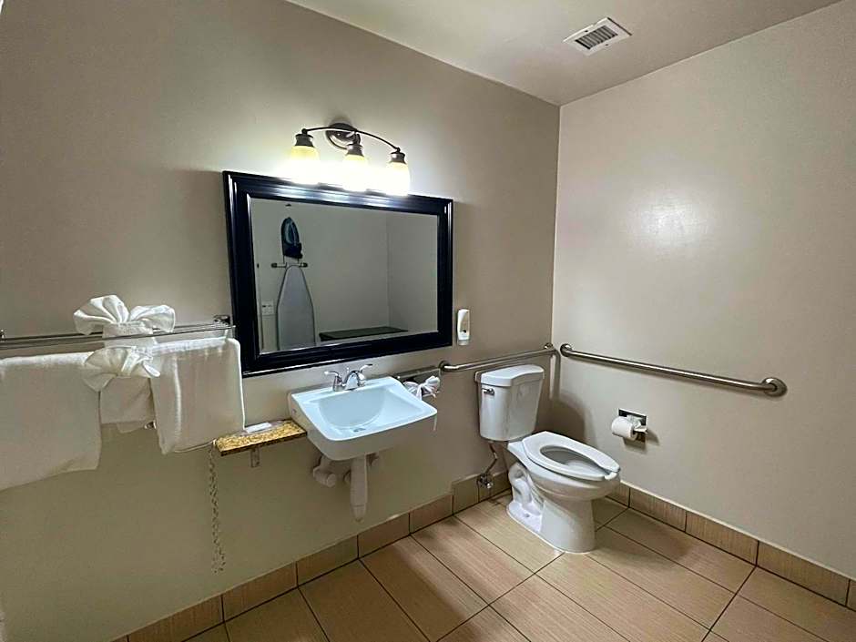 Quality Inn Ontario Airport Convention Center