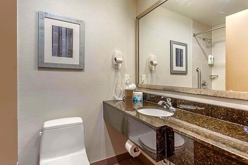 Times Square West Hotel, BW Signature Collection