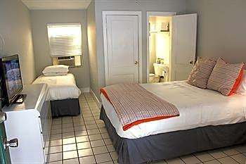 Lorelei Resort Motel