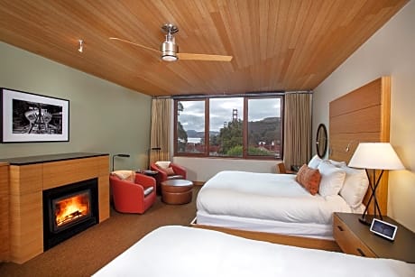 Contemporary Double Queen Room with View