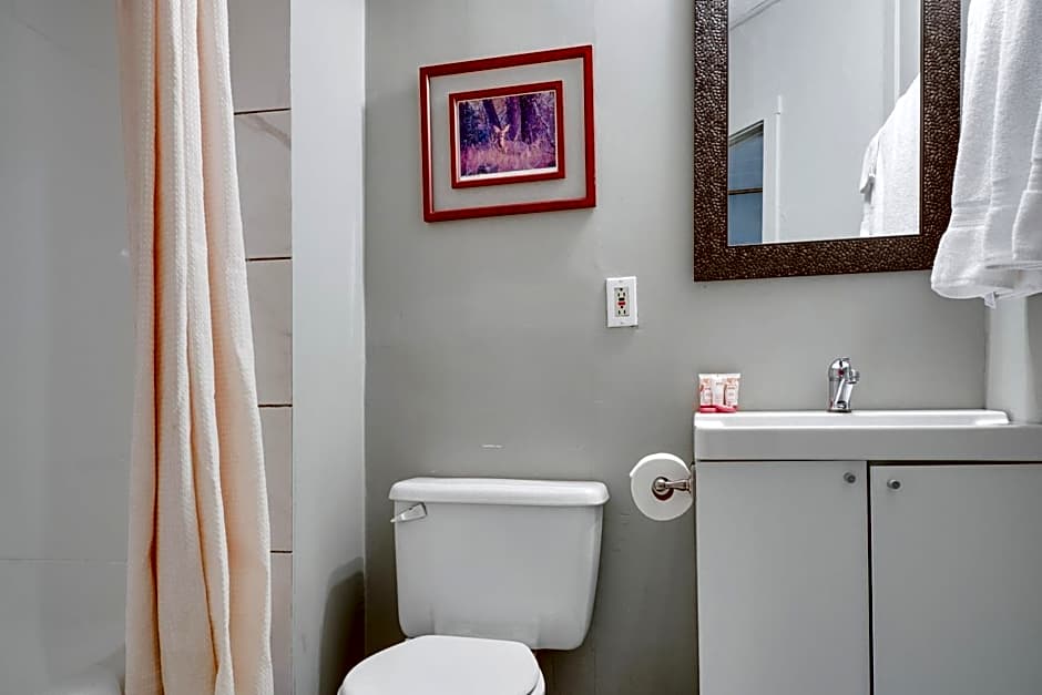 Hotel Bethel - Fort MacLeod, AB