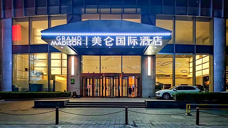 Grand Madison Qingdao Harbour-view Central（Former Qingdao Farglory Hotel）