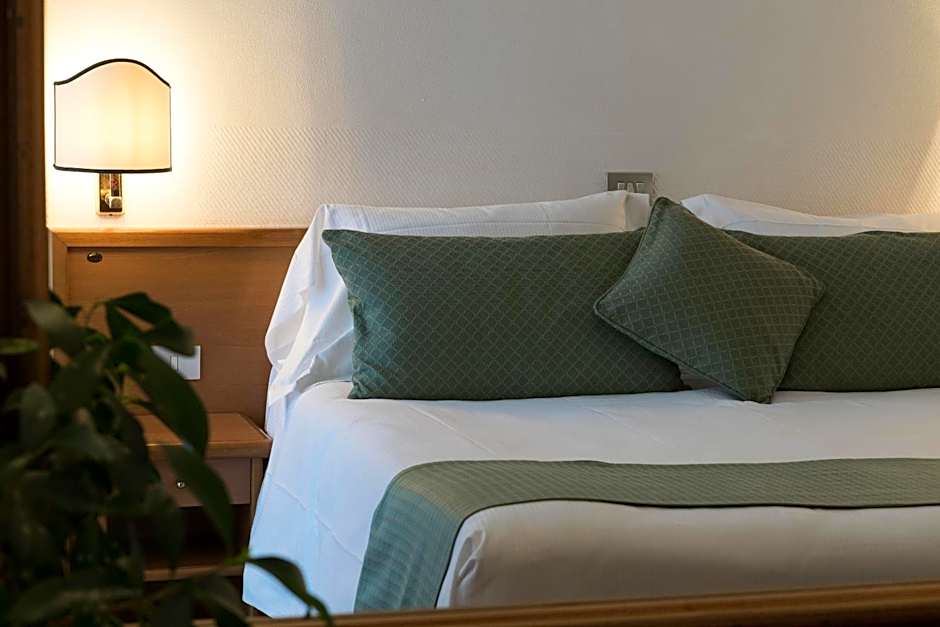 Hotel Pacific