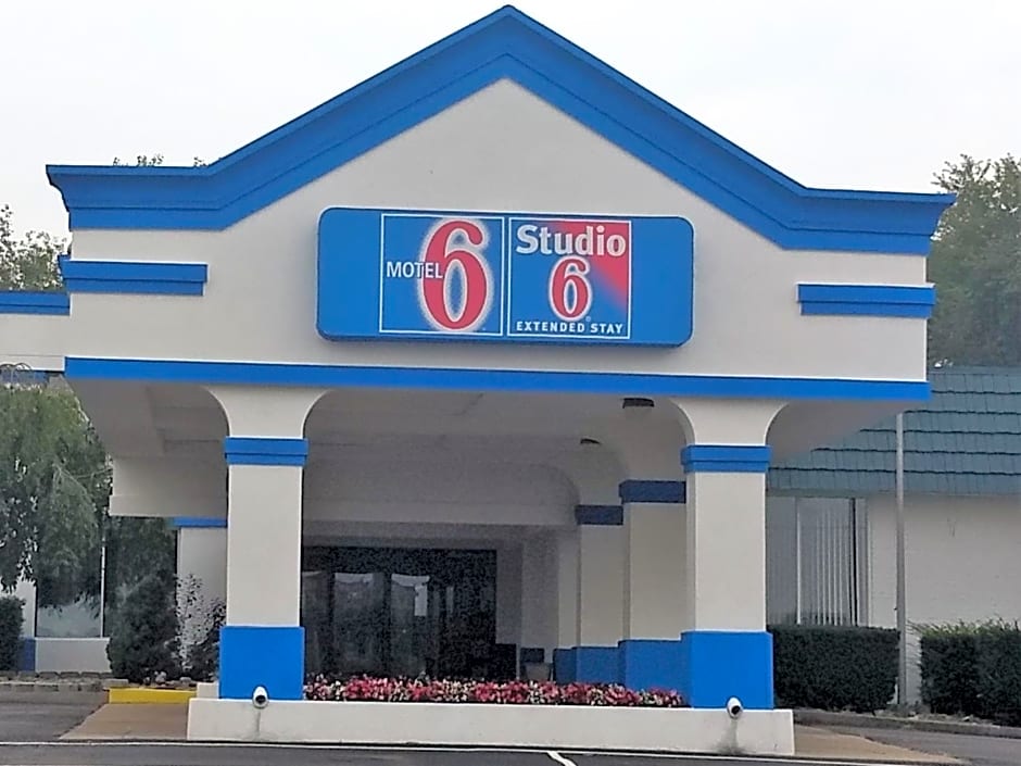 Motel 6-Clarion, PA