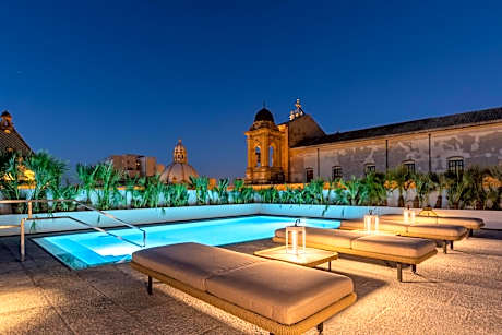 Dome Hotel
