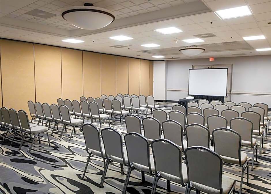 Embassy Suites By Hilton Hotel Chicago-Schaumburg/Woodfield