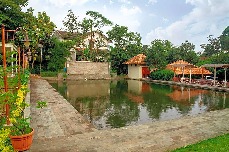 Ahadiat Hotel & Bungalow