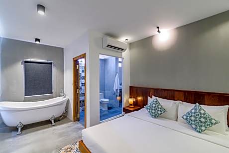 Family Room with Sea View