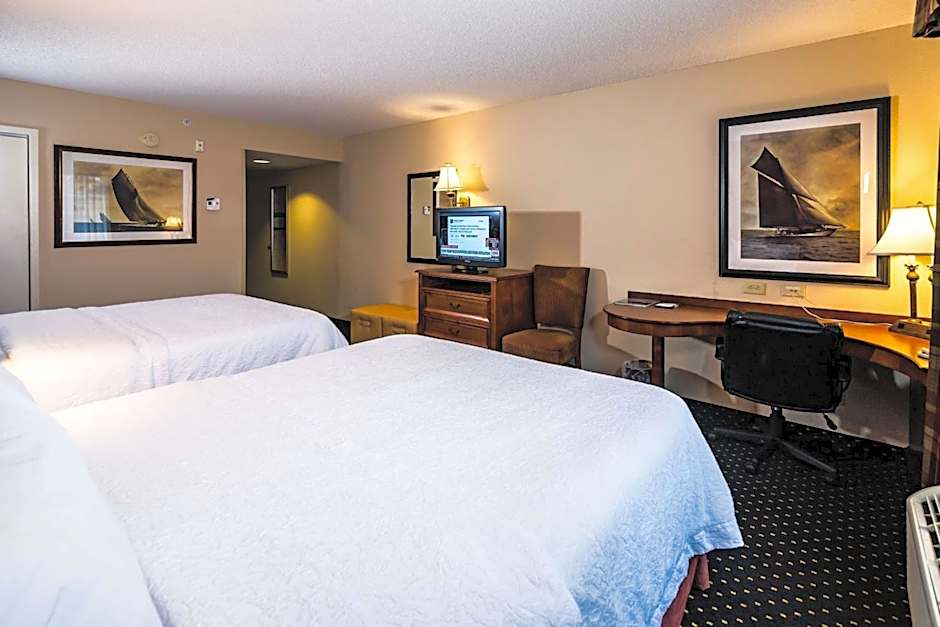 Hampton Inn By Hilton Easton