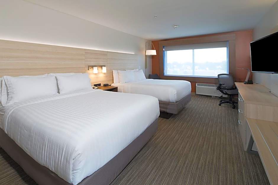 Holiday Inn Express & Suites Alpena - Downtown By IHG