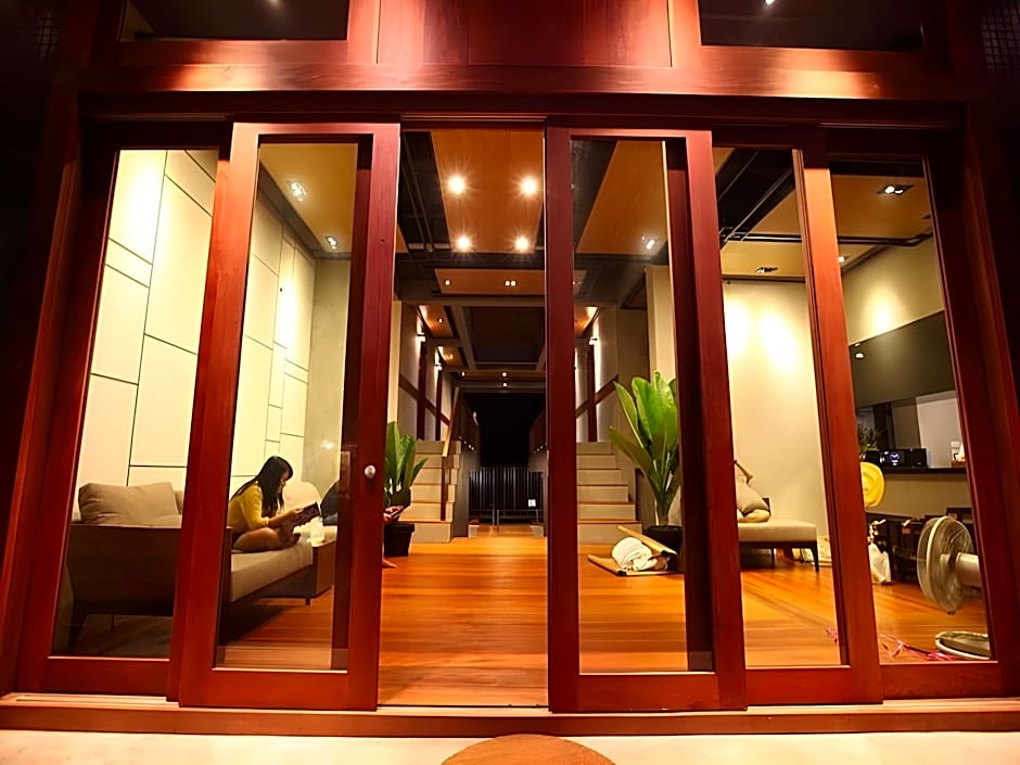 Chic Chiangkhan Hotel