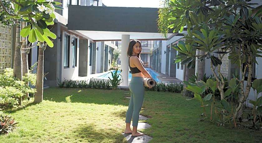 Royal Regantris Trawangan