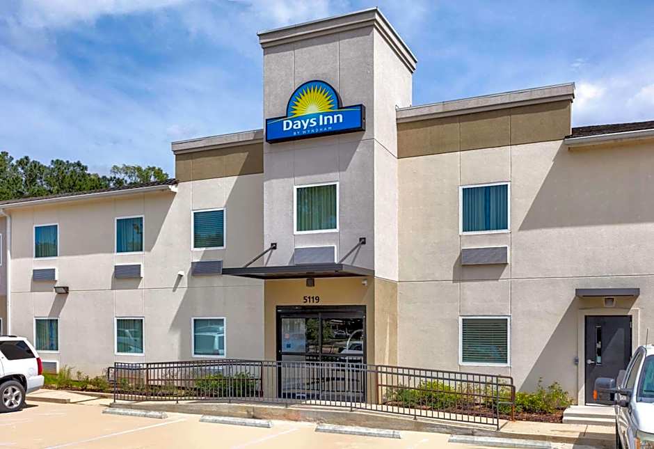 Days Inn by Wyndham Zachary LA