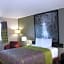 Super 8 by Wyndham Grand Rapids/Wyoming